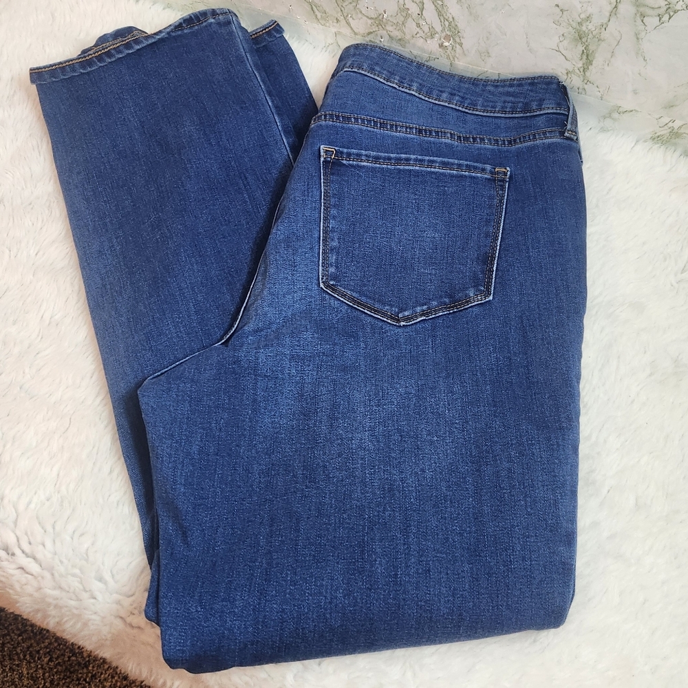 OLD NAVY Mid-Rise Kicker Boot-Cut Jeans